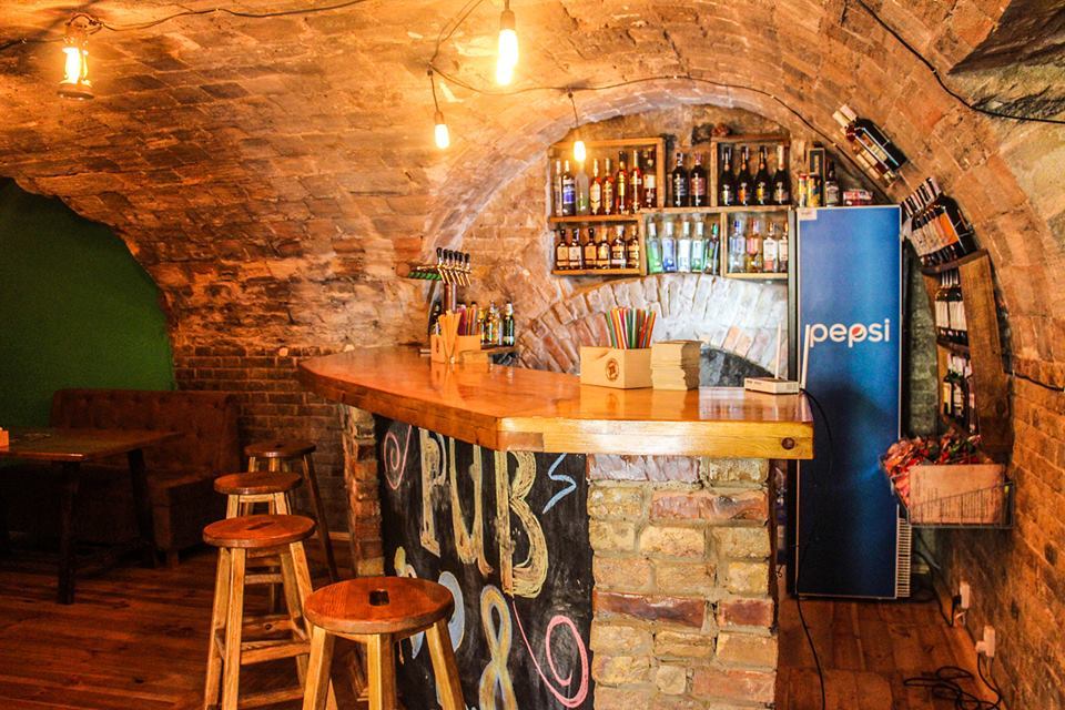 PUB 28, проспект Миру, 28, Генічеськ, Херсонська область, Украина, 75500